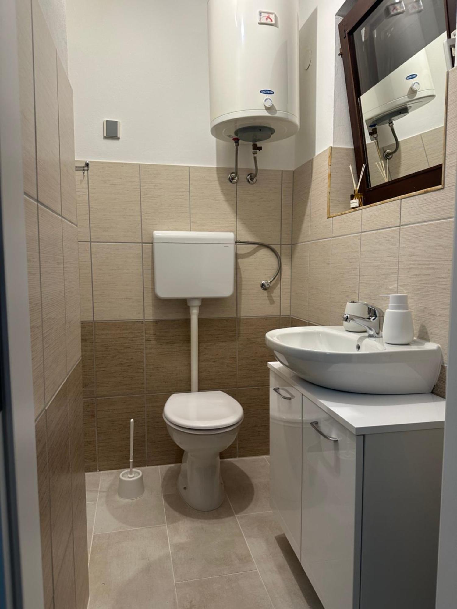 Studio Apartman Stefanija Selce Exterior foto