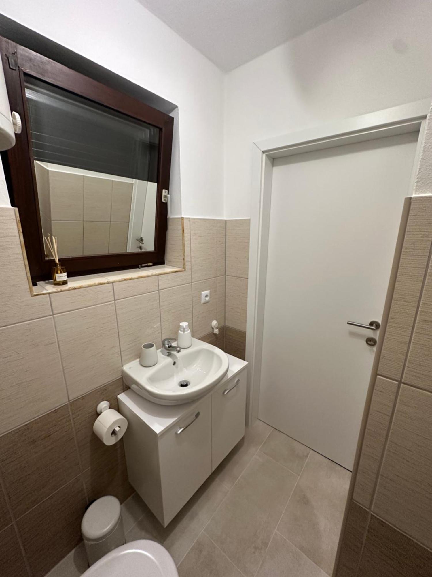 Studio Apartman Stefanija Selce Exterior foto